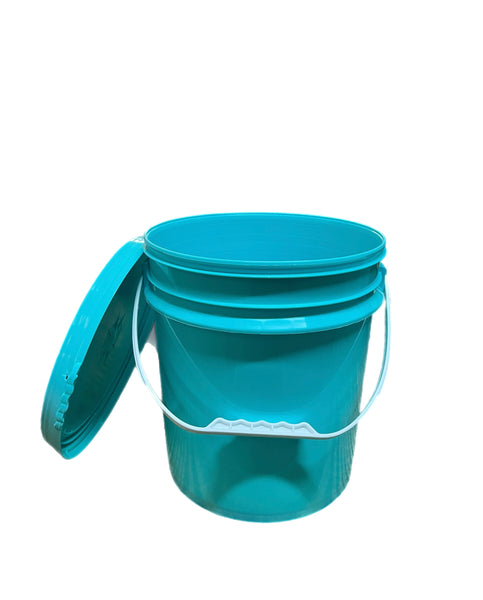 2.5 Gallon Bucket with Lid