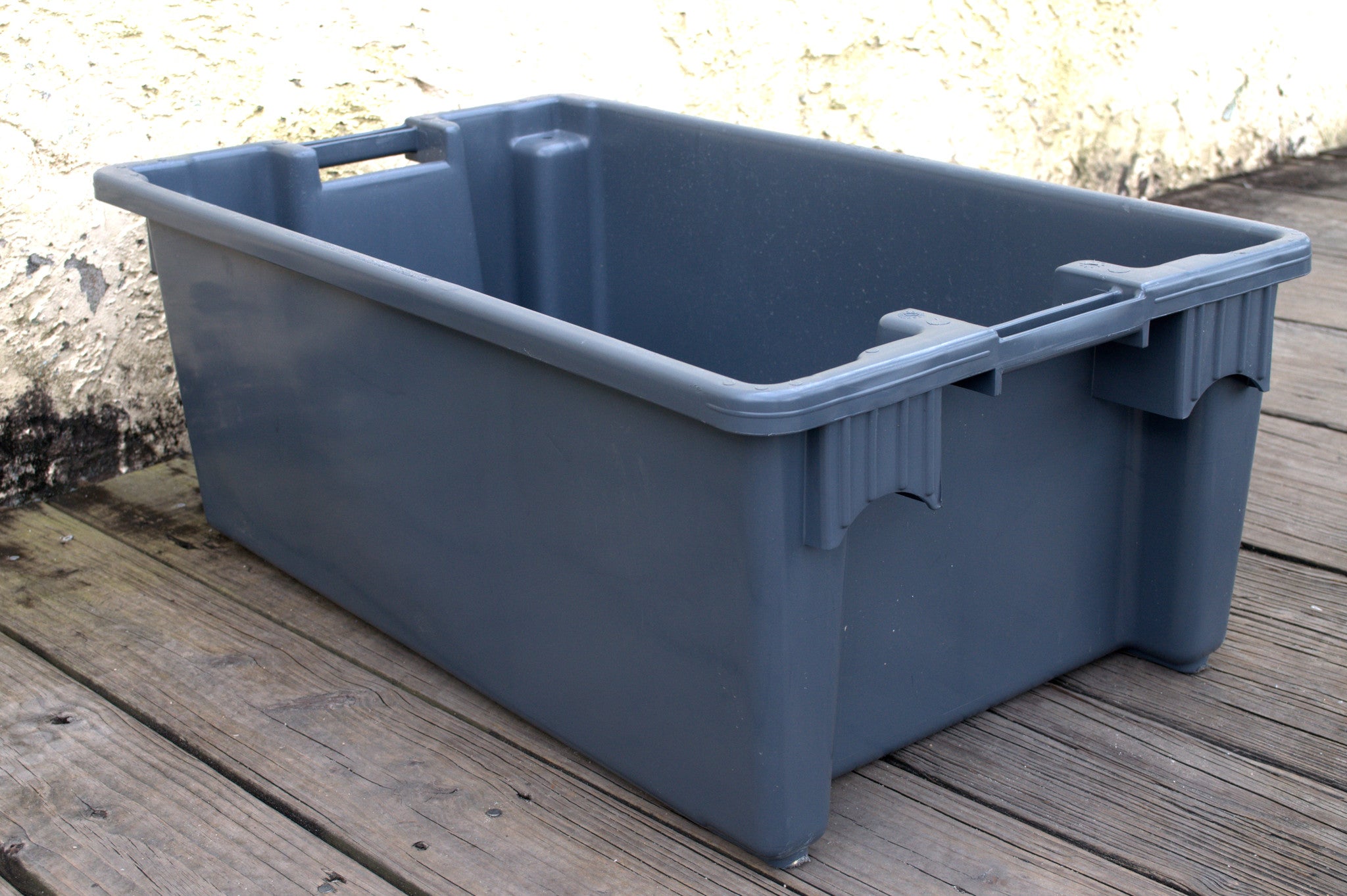 Stackable Fish Tote Stackable Fish Tote